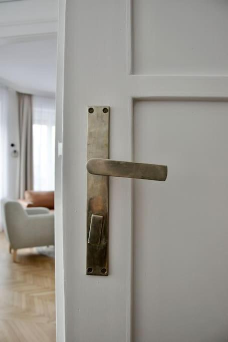 Premium Apartment By Hi - Central 2 Bedroom - Best View بودابست المظهر الخارجي الصورة